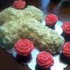 Raye's Signature Cherry Vanilla Cream Cheese Cake w/ Vanilla Cream Cheese Buttercream Rosette Icing & Cupcakes